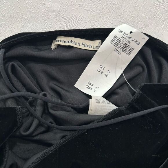 Abercrombie & Fitch Black Velvet Bodysuit – Size Small, NWT - Picture 3 of 4